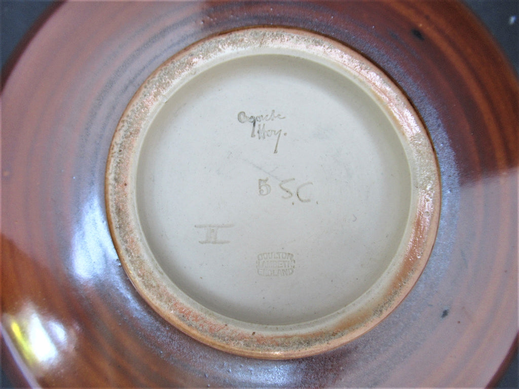 Doulton Lambeth salt glazed stoneware dish by Agnete Hoy, 1952-1956