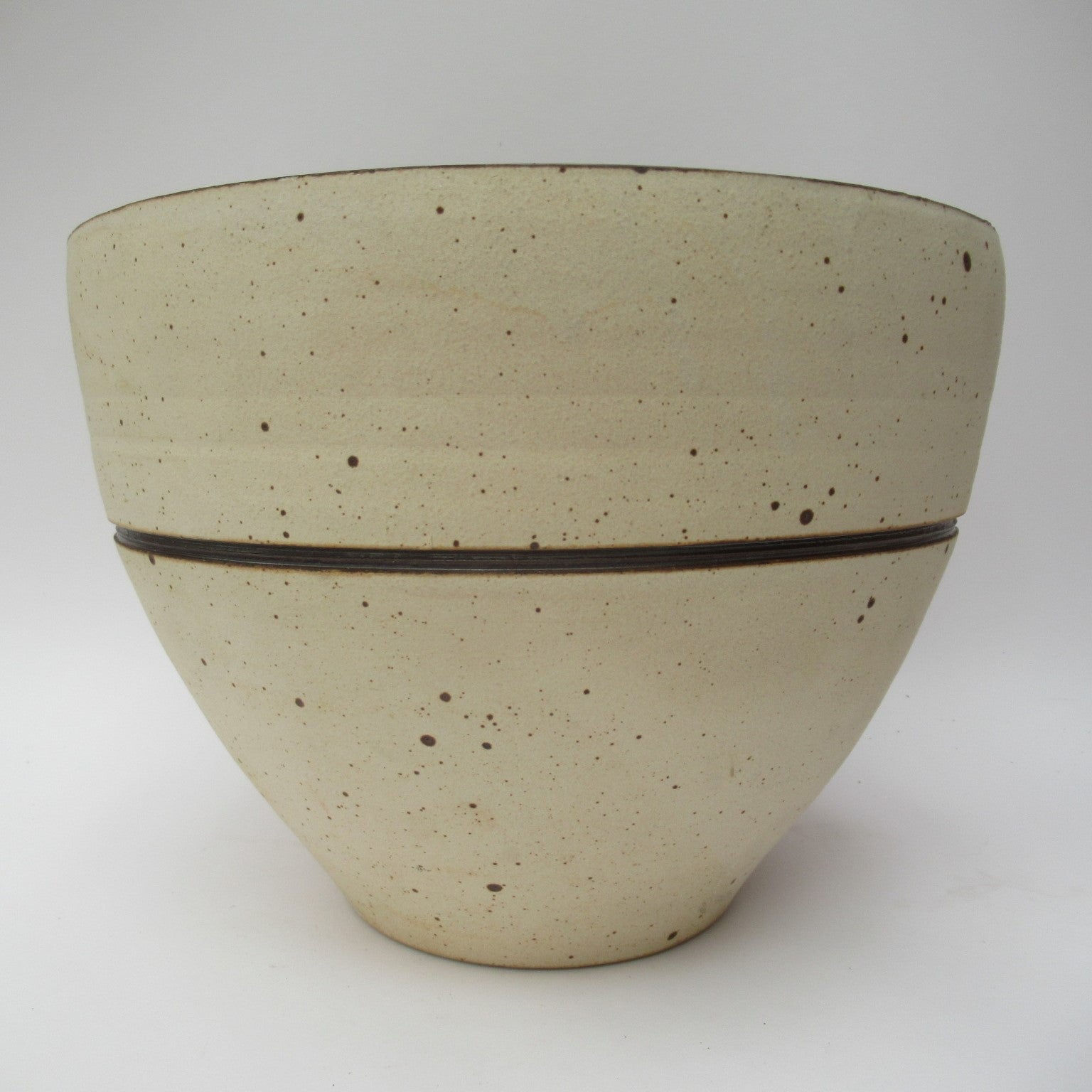 Arthur J Griffiths (1928-2016), British studio pottery exhibition quality bowl