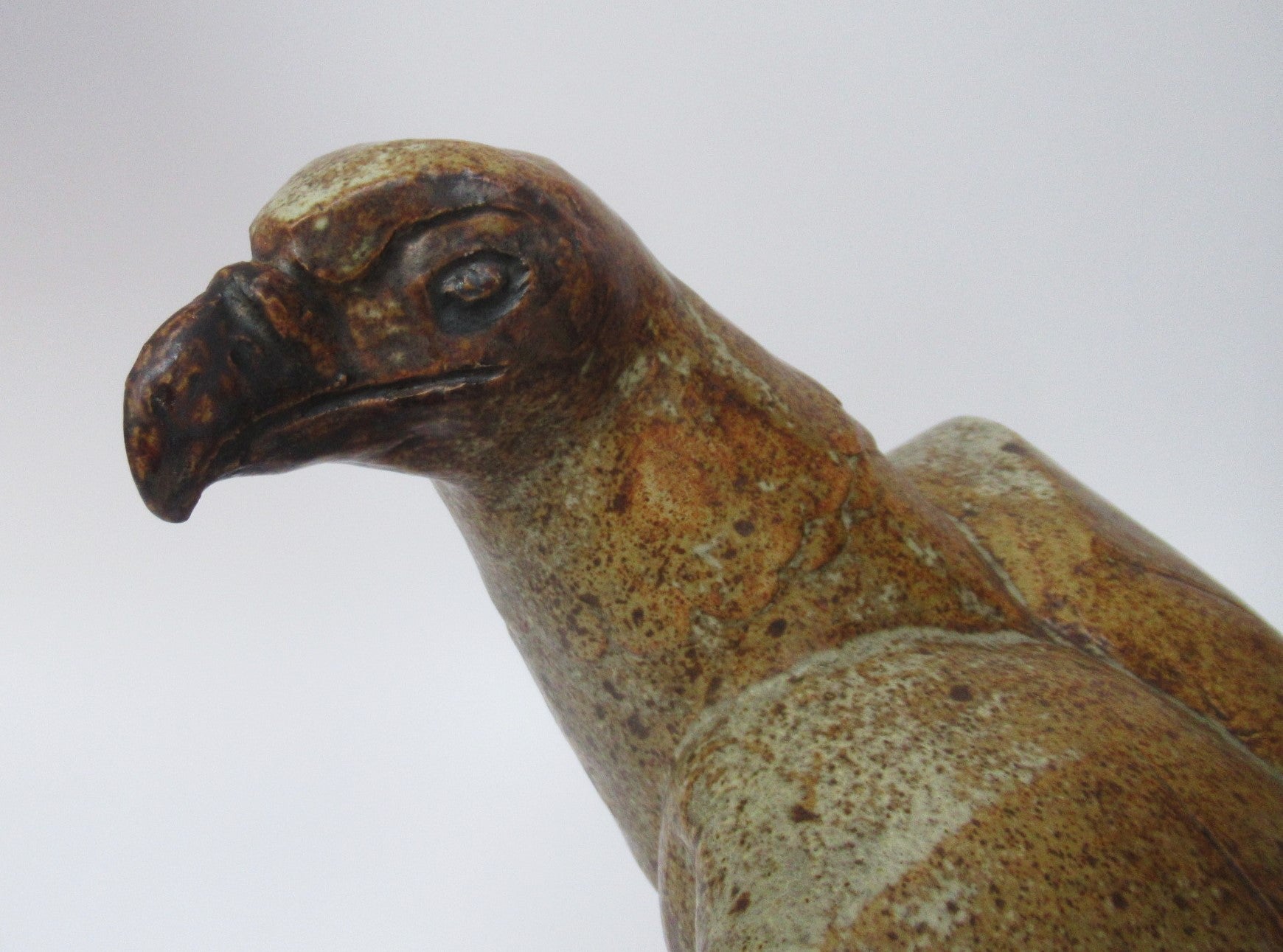 Audrey Carter - modernist wildlife sculpture of an Eagle, stoneware, c1970
