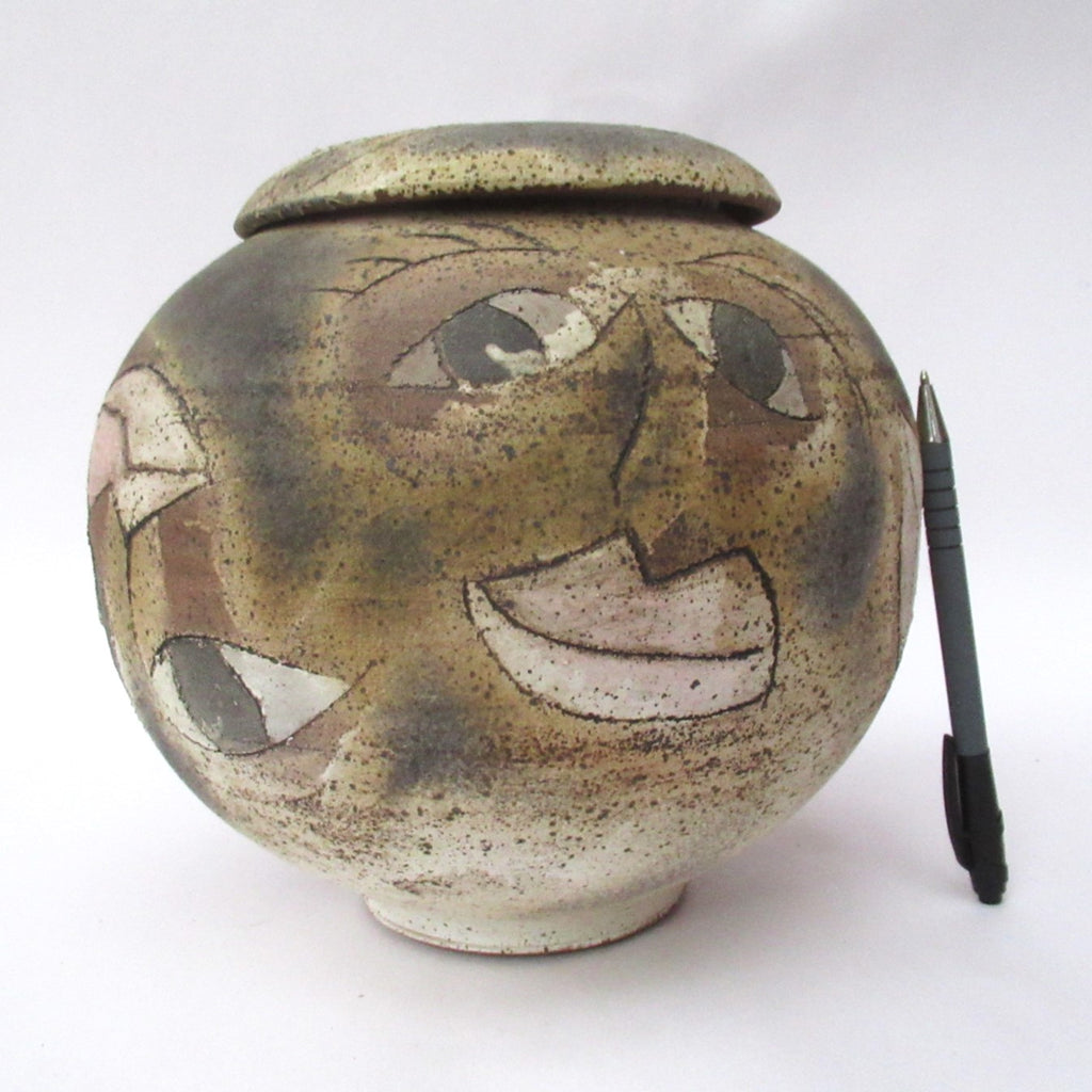 Chris Bramble studio pottery "Smiler" jar, hand thrown stoneware, 1995
