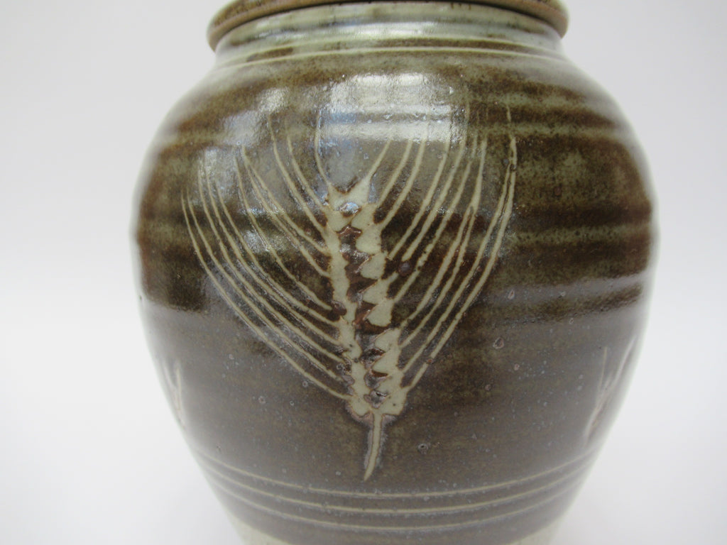 Chris Lewis, British studio pottery stoneware jar and cover, c1985