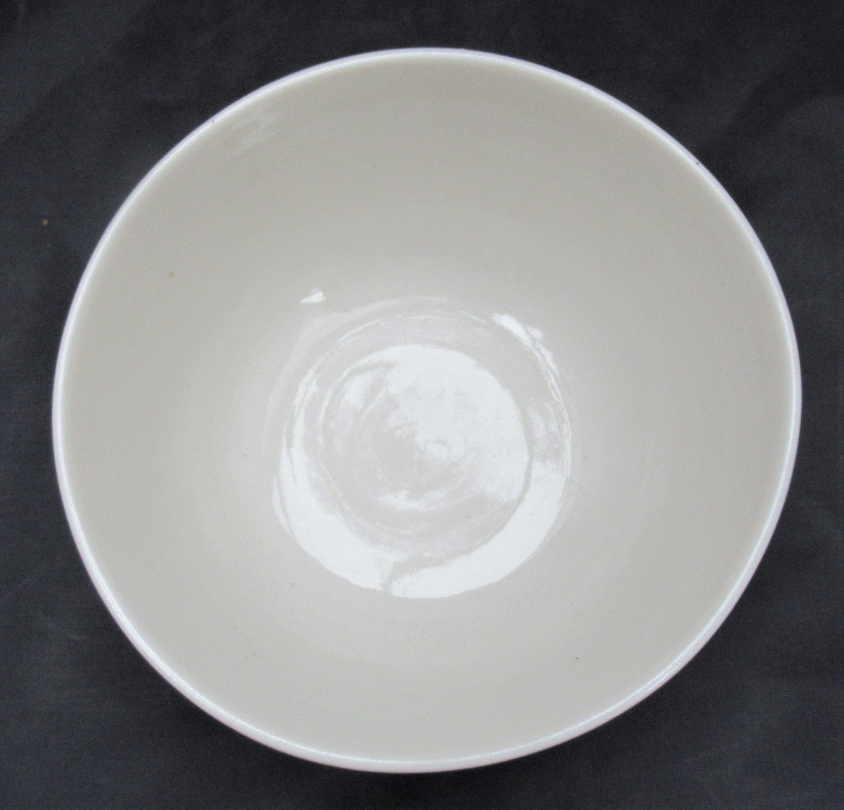 Porcelain studio pottery bowl by Daniel Smith, c2010