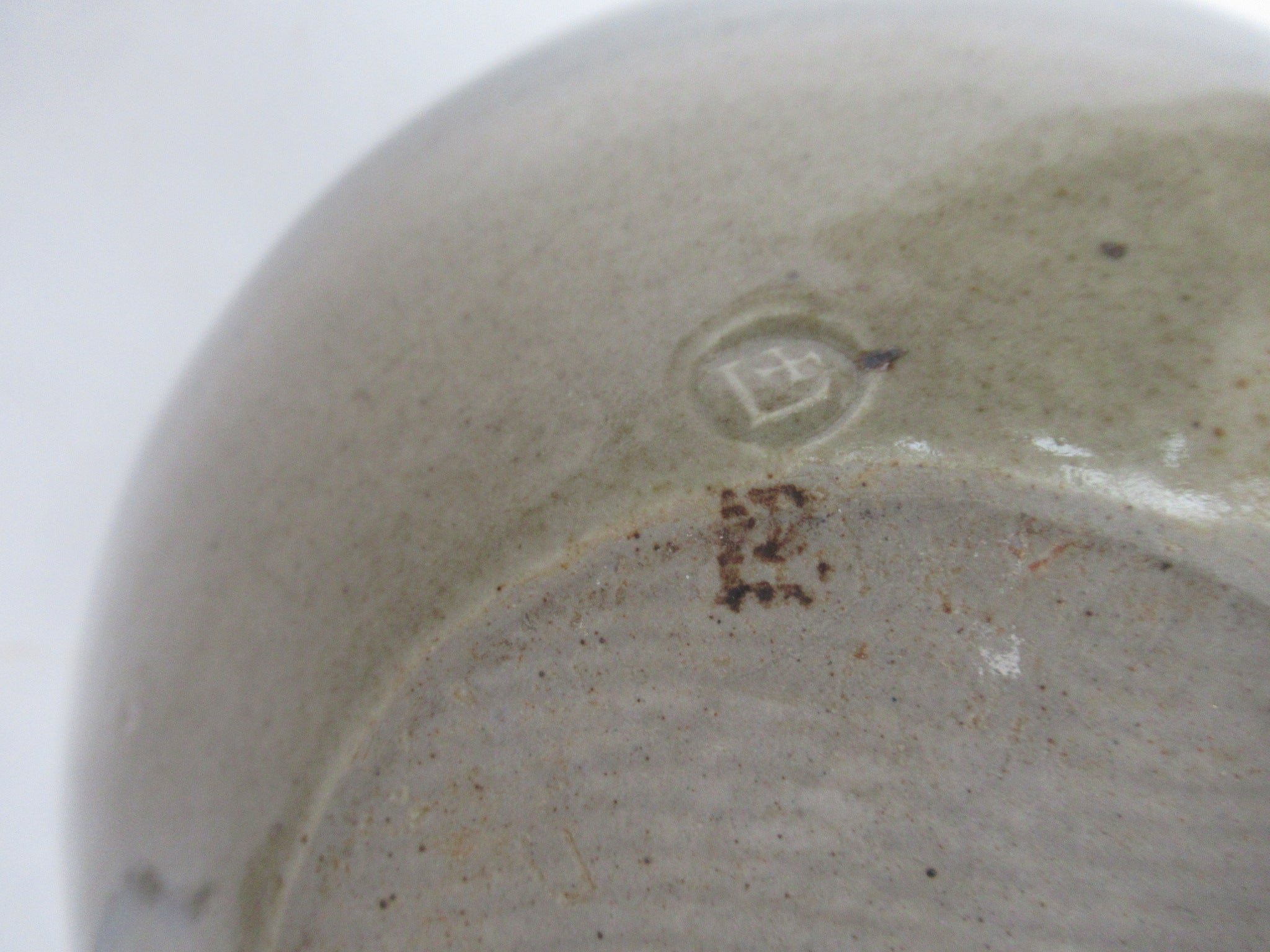 David Leach, Lowerdown pottery, large studio pottery jar, foxglove decoration, c1985