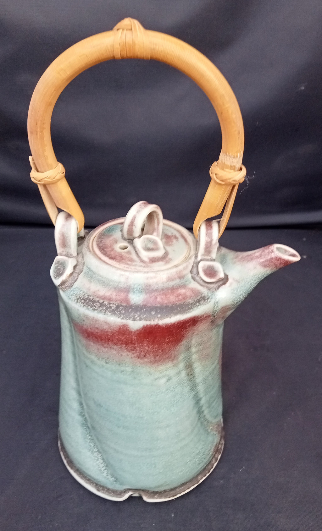 Bridget Drakeford porcelain coffee pot, celadon & sang be boeuf glaze, 2000