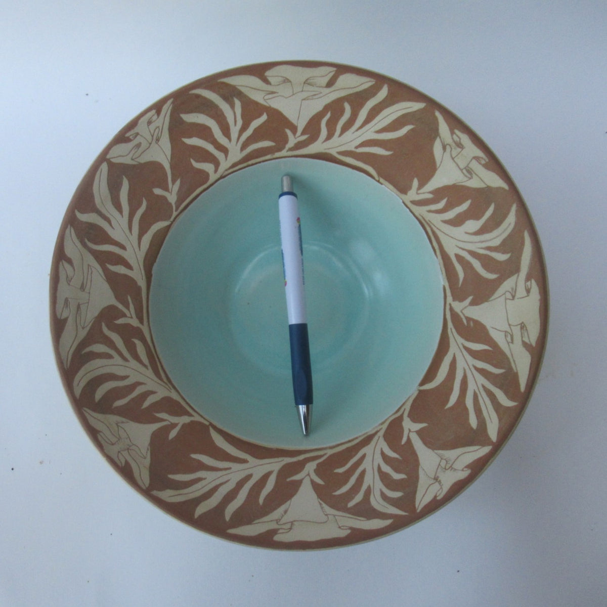 Vintage studio pottery bowl William & Gaye Fishley Holland, signed & dated 1966