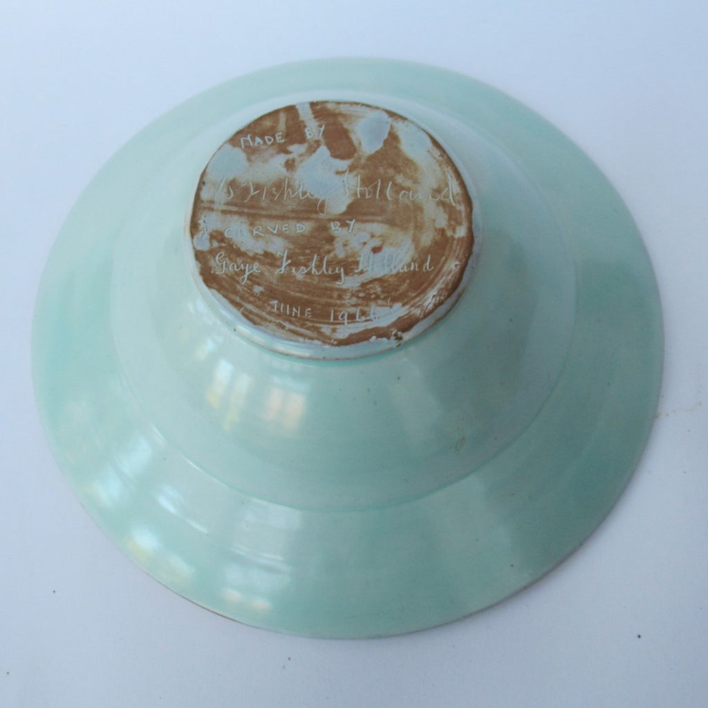 Vintage studio pottery bowl William & Gaye Fishley Holland, signed & dated 1966