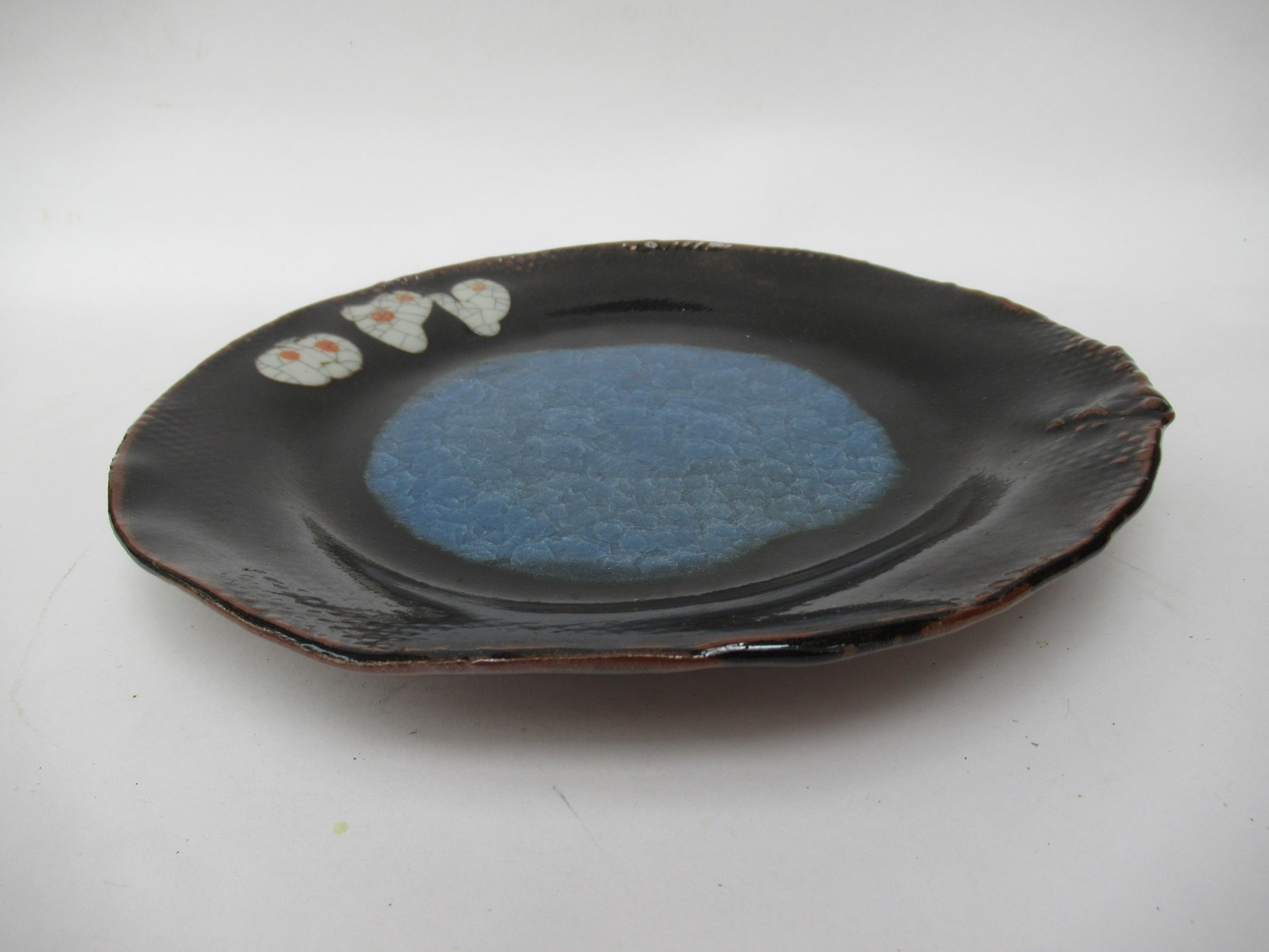 Liz Bowe studio pottery reduction fired stoneware dish or plate, c2010