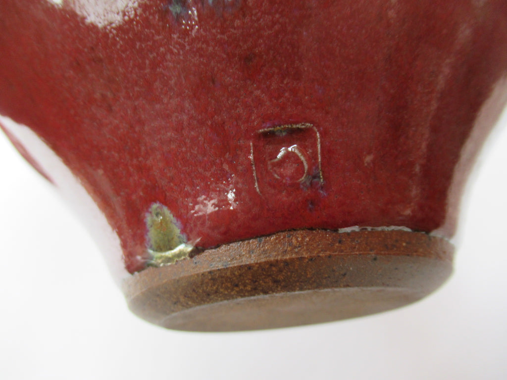 Peter Sparrey studio pottery stoneware sang-be boeuf glazed jar and cover, c1990