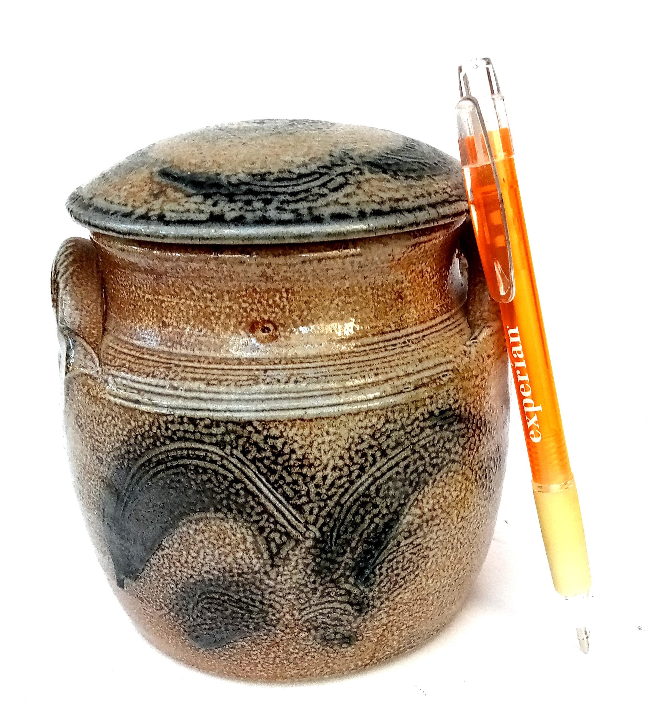 Ray Finch, Winchcombe pottery jar and cover, salt glazed stoneware, 2002