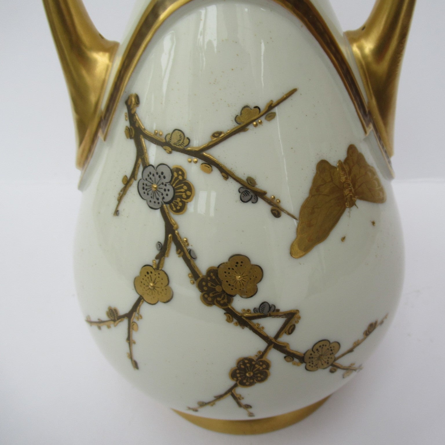 Royal Worcester Aesthetic Period porcelain and gilt vase 1881 in Japanese style