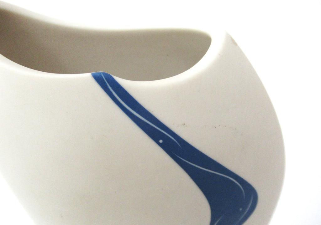Sue Dyer, studio pottery porcelain Mishima inlay wave vase, c2000