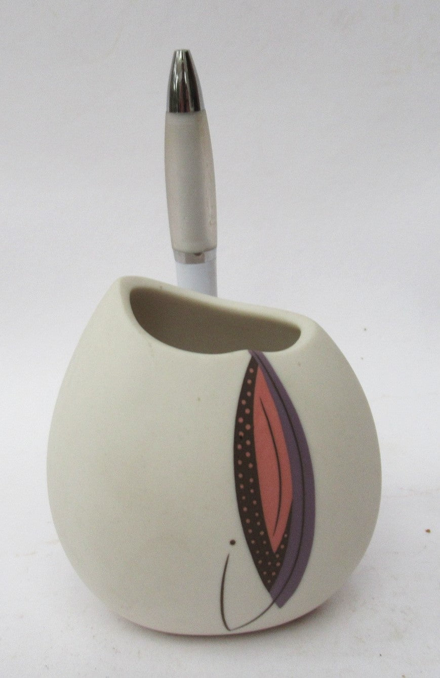 Sue Dyer, British studio pottery porcelain Mishima inlay small vessel, c2000