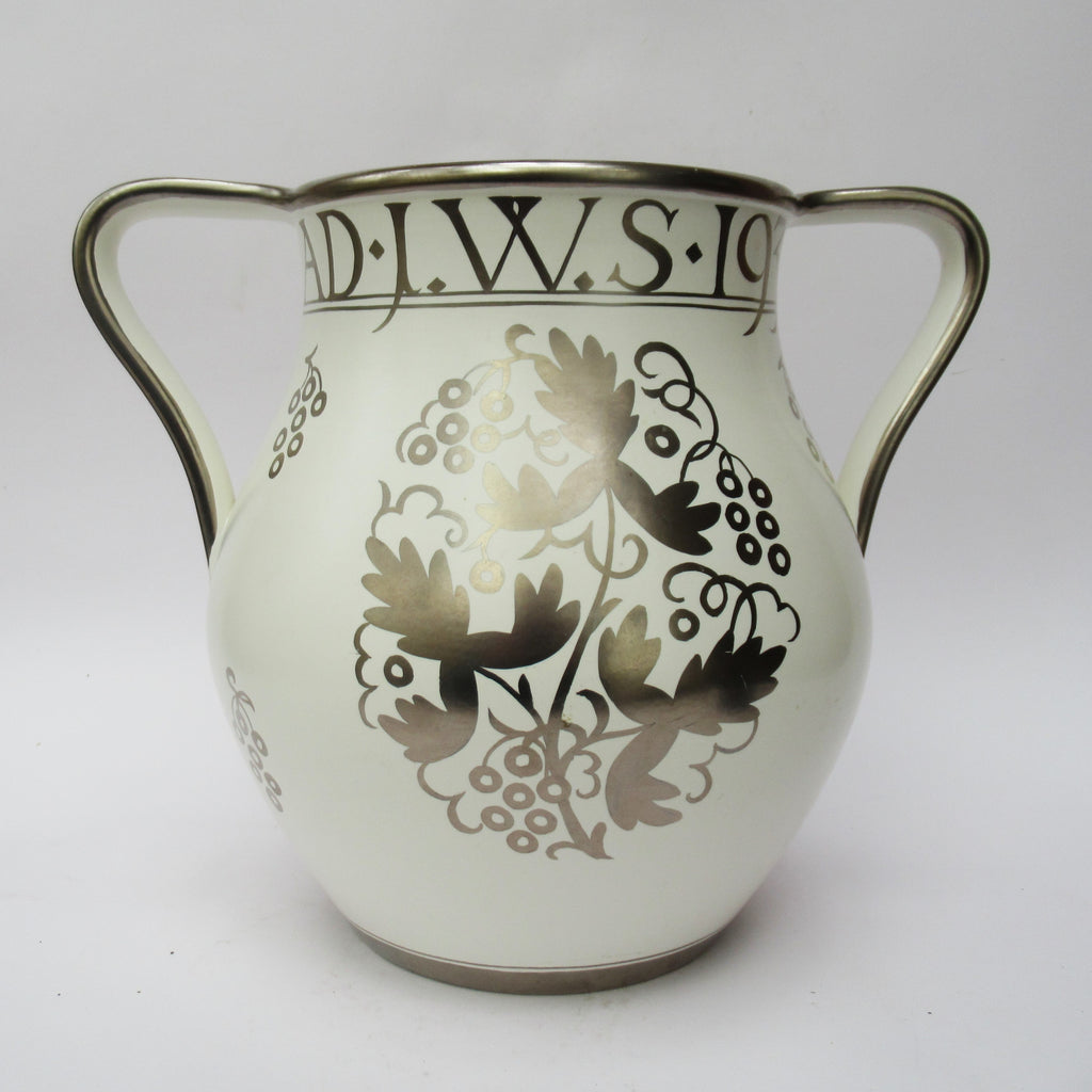 Large Wedgwood bicentenary vase designed 1930 by Louise Powell, issued c1950