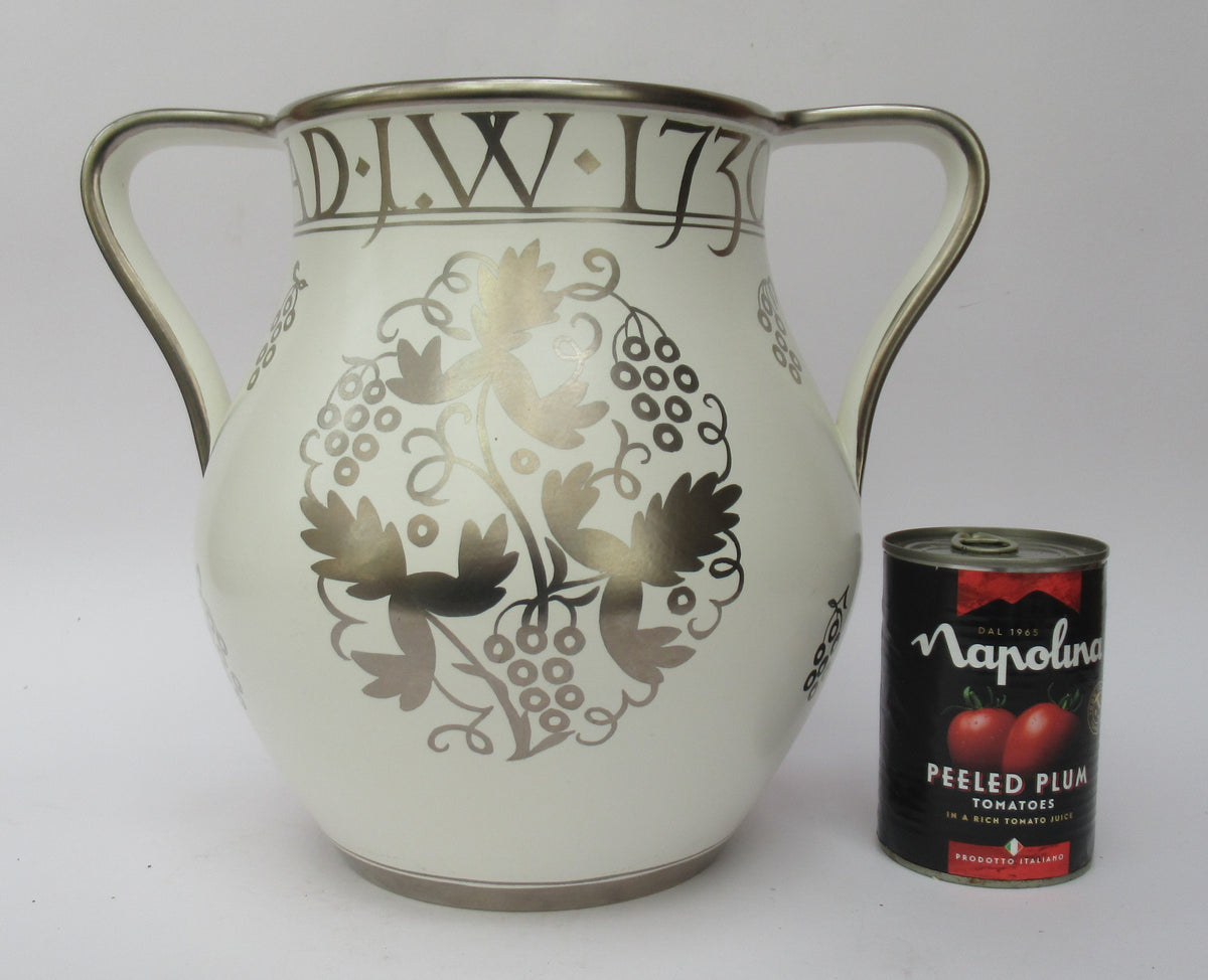 Large Wedgwood bicentenary vase designed 1930 by Louise Powell, issued c1950