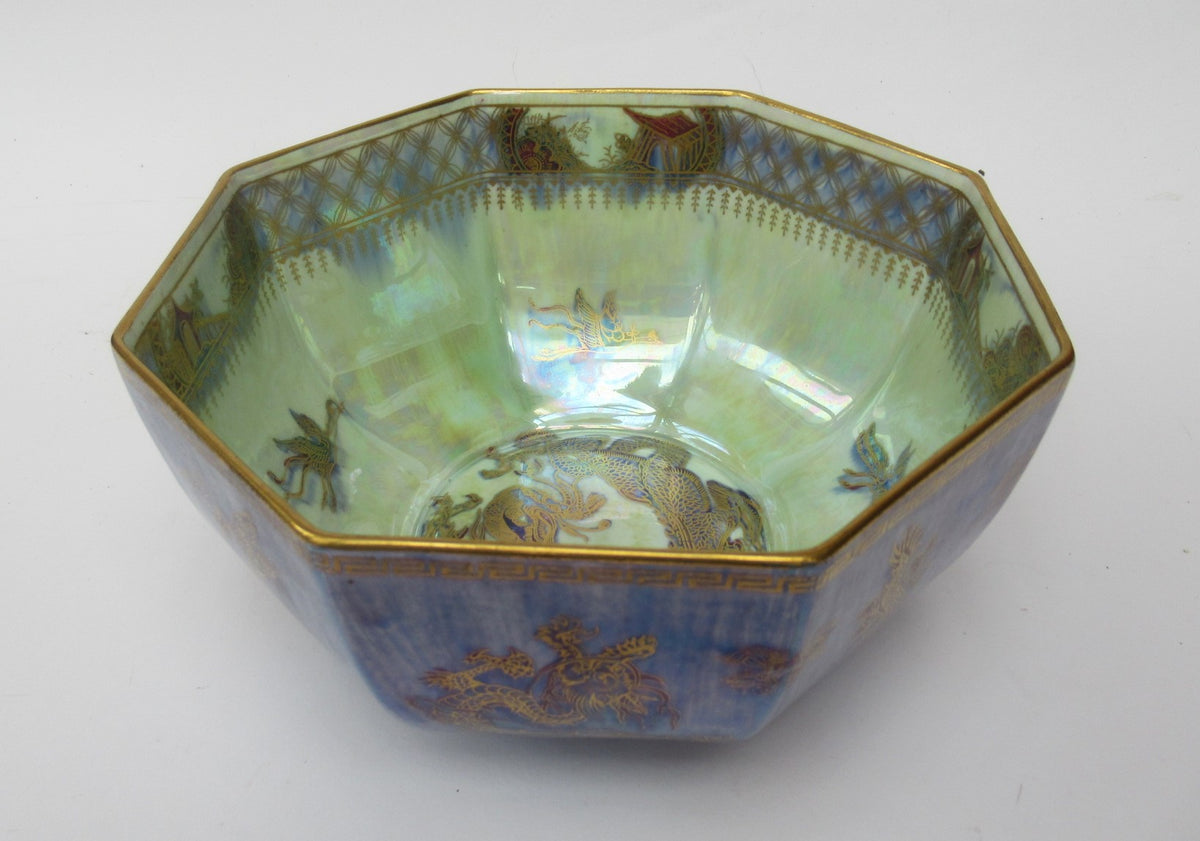 Wedgwood lustre c1925 porcelain dragon bowl, design by Daisy Makeig Jones, Z4829