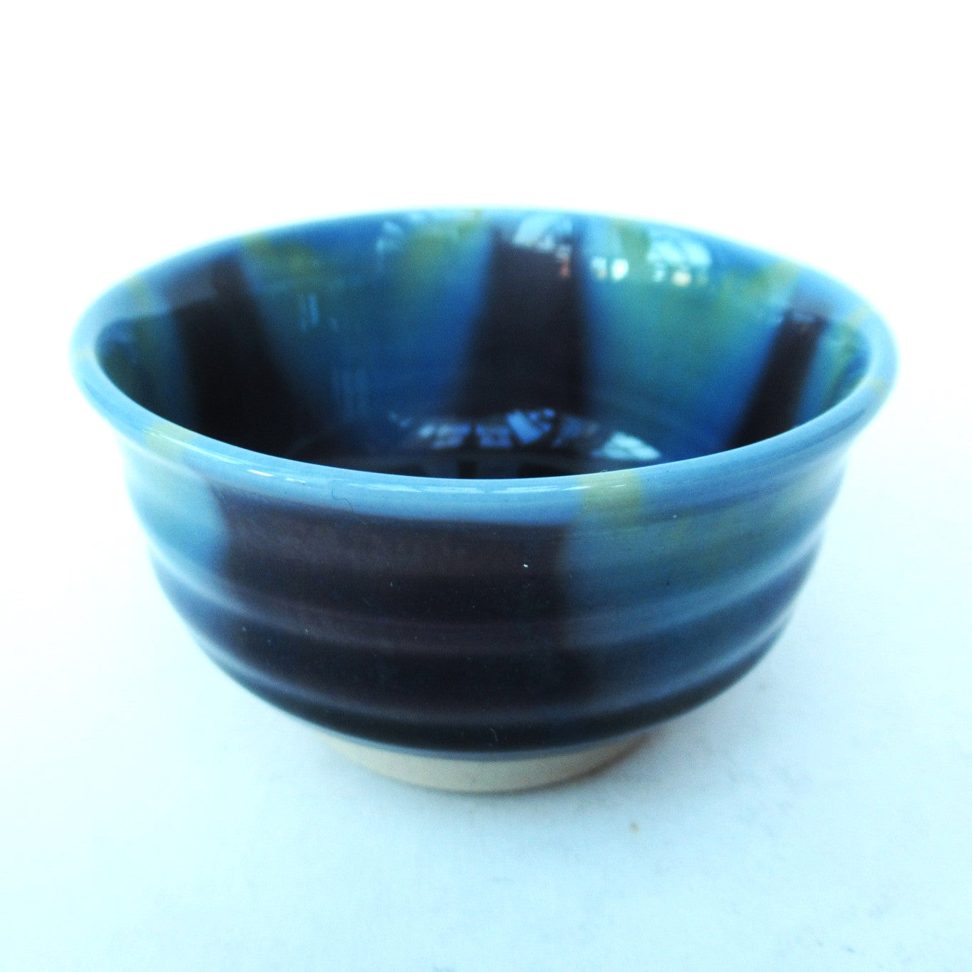 Yasokichi Tokuda, 3rd Generation, Kutani ware porcelain sake cup, c2000